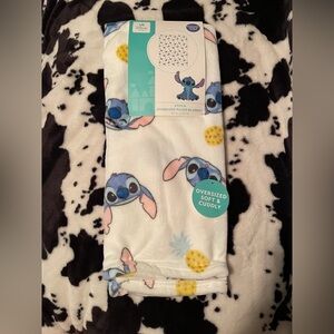 Disney Baby Stitch Oversized Plush Blanket NWT